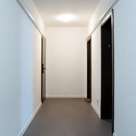 شقة N14 Elegant In With Ac And Parking براتسيلافا