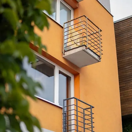 N14 Elegant In With Ac And Parking * Братислава