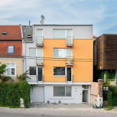 N14 Elegant In With Ac And Parking * Братислава