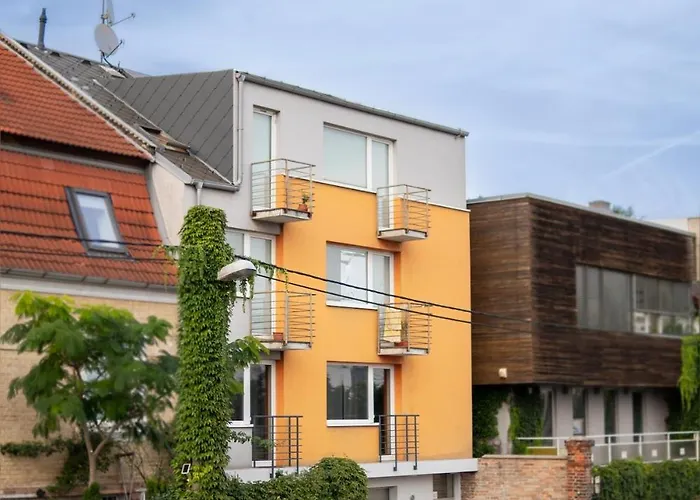 N14 Elegant In With Ac And Parking Appartement Bratislava