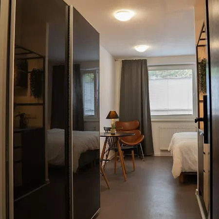 N14 Elegant In With Ac And Parking *